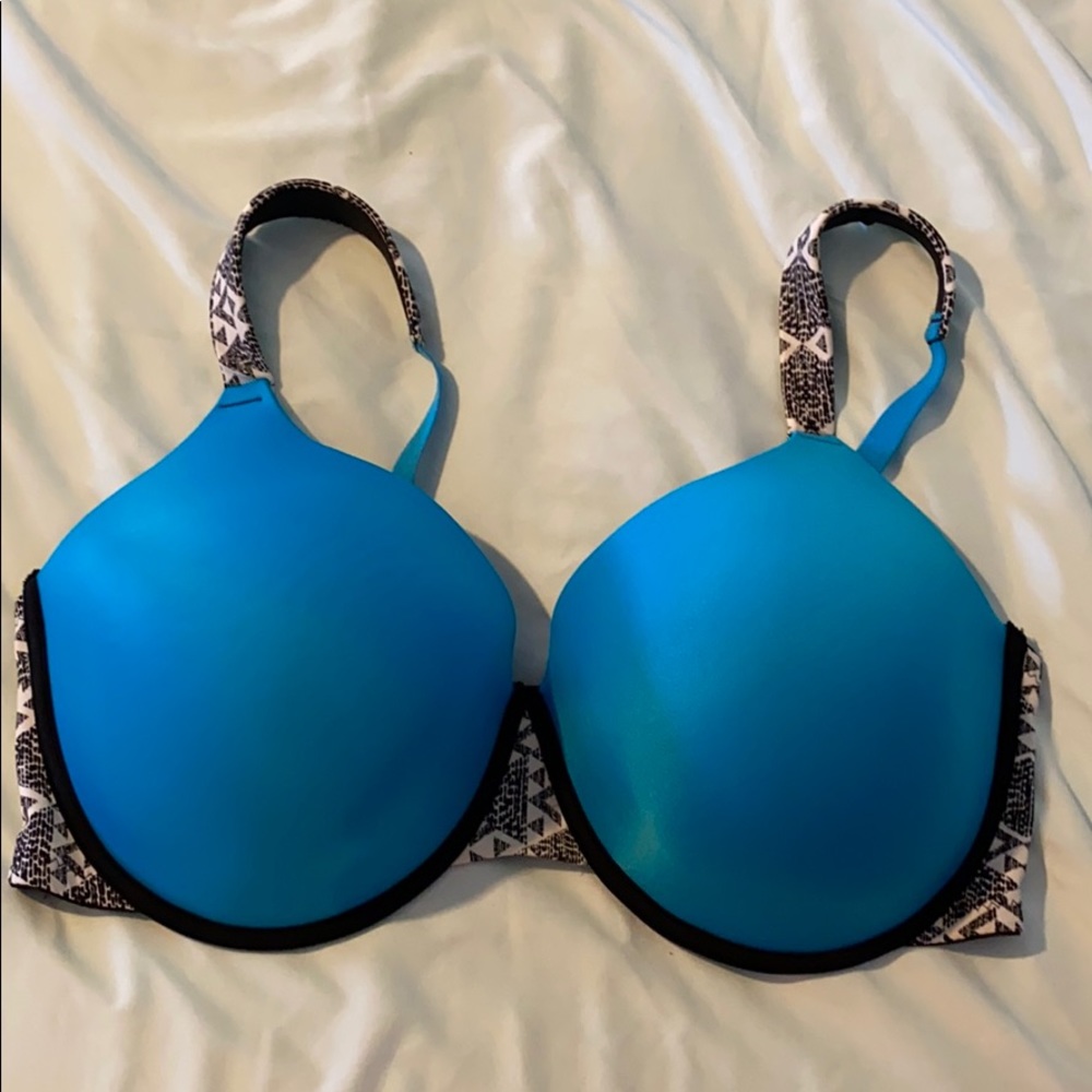 3/$30⭐️ Ashley Stewart Printed Bra